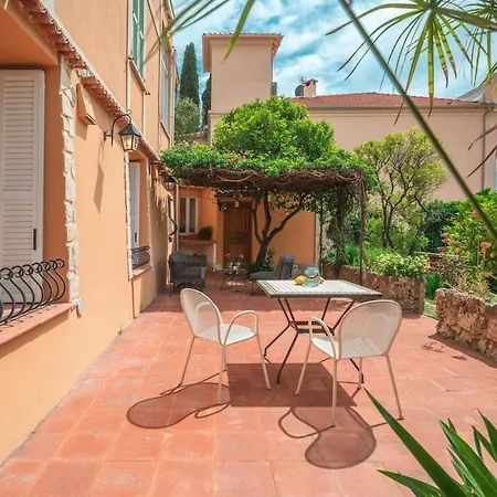 Val De Menton, 3 Pieces Atypique, Jardin Et Terrasse A 7 Minutes A Pied Du Centre Appartement