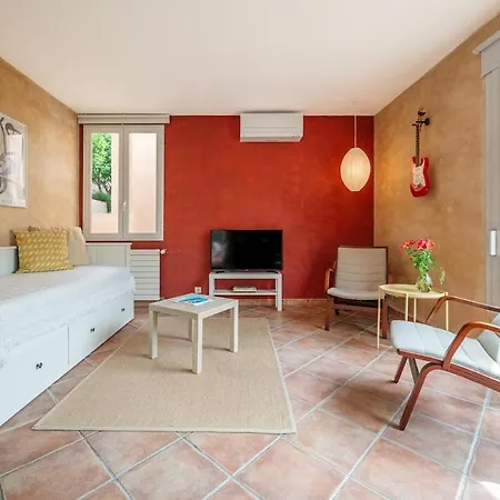 Val De Menton, 3 Pieces Atypique, Jardin Et Terrasse A 7 Minutes A Pied Du Centre Menton