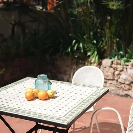 Apartment Val De Menton, 3 Pieces Atypique, Jardin Et Terrasse A 7 Minutes A Pied Du Centre
